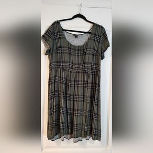 Torrid plaid green dress Sz 2